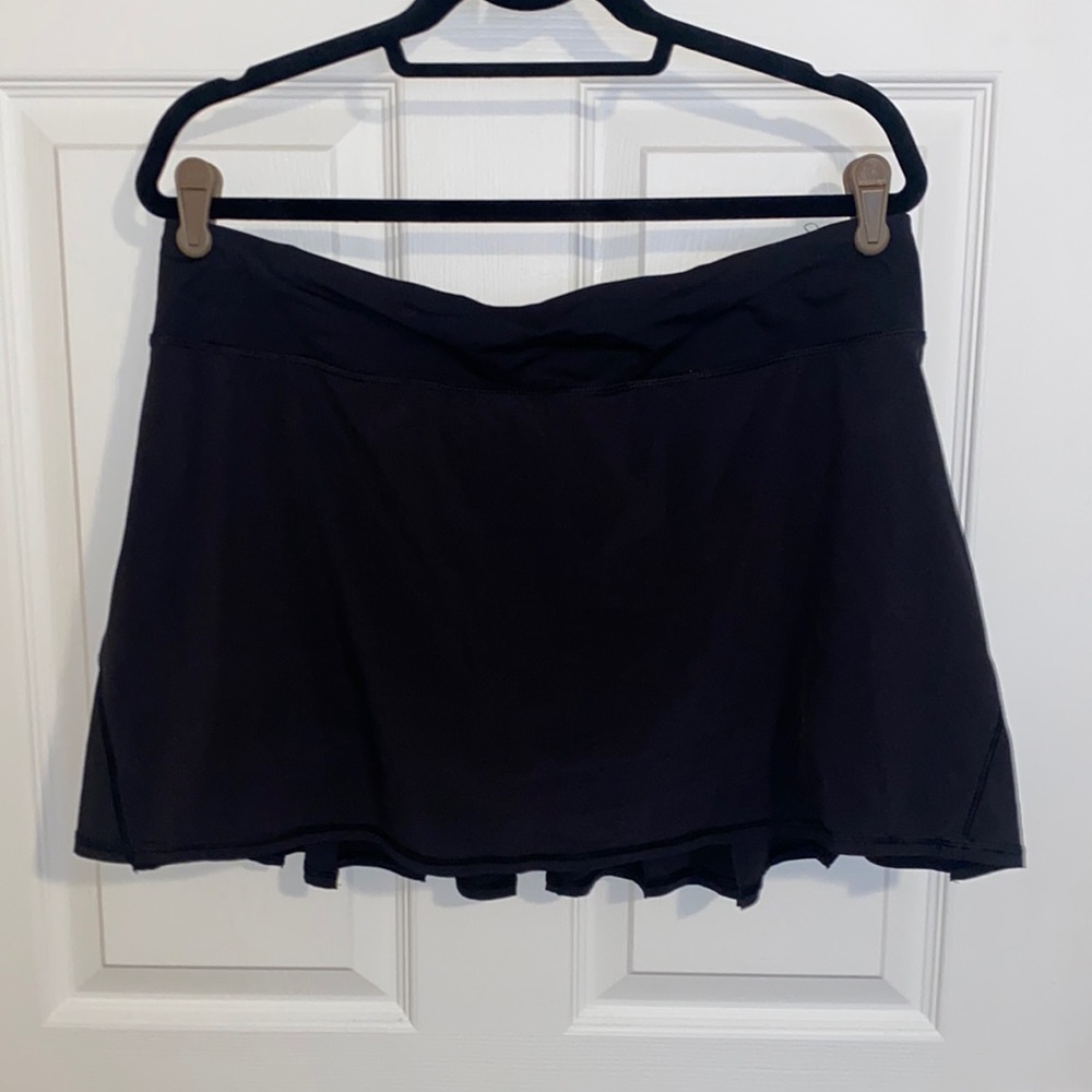 LuLuLemon black pace setter skort